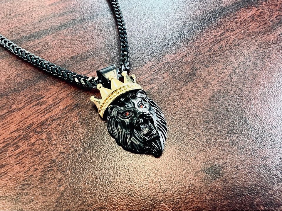 Black Lion Pendant - 18K Gold Plated