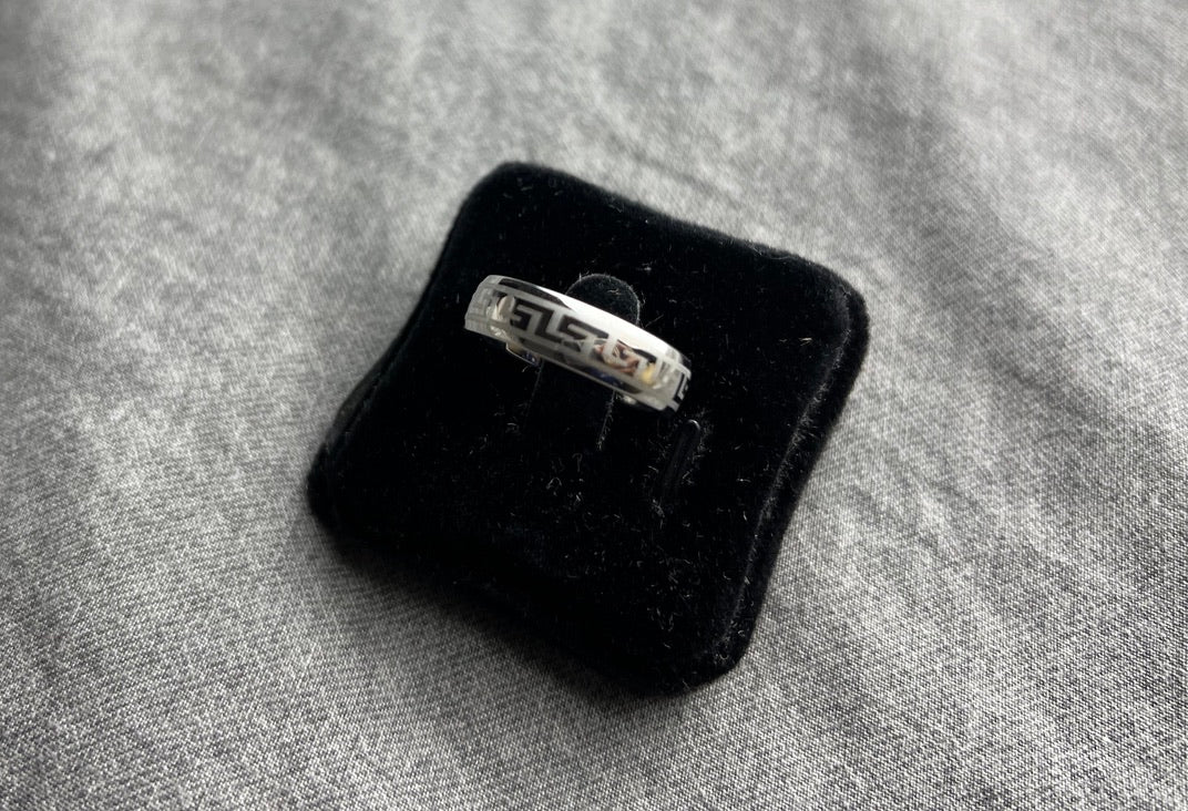 18k white gold plated 6-Rome Ring